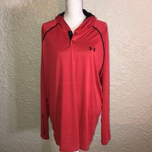 Big Man’s Under Armoir Long Sleeve Shirt. Like new